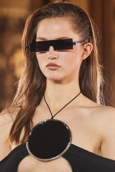 Look 22